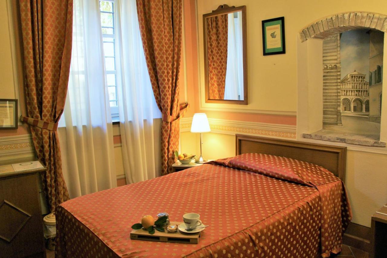 Diana & Depandance Hotel 2*