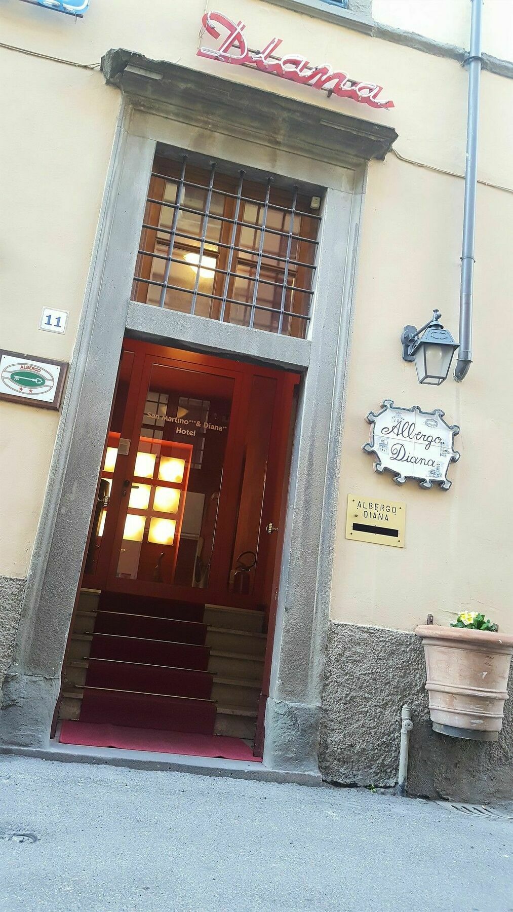 Diana & Depandance Hotel